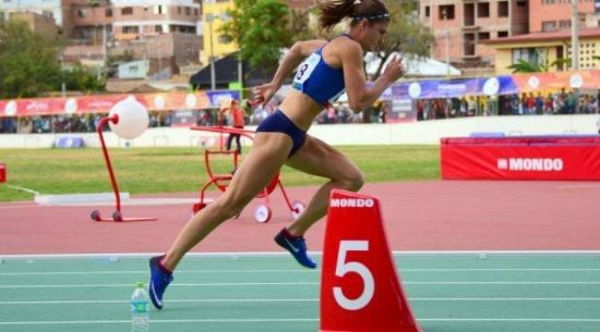 FIORELLA CHIAPPE: RECORD ARGENTINO SUB-23 EN 300 METROS LLANOS