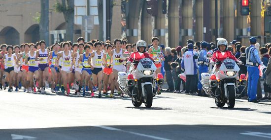 249 atletas bajan de 1:07 en el Medio Maratn de Ageo (Japn)