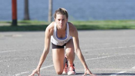 WOODWARD Y COSSIO, CON RÉCORDS NACIONALES EN 100M EN COCHABAMBA