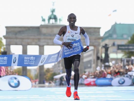 Estadísticas asombrosas del record mundial de maratón de Eliud Kipchoge