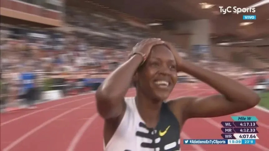 Faith Kipyegon establece un nuevo récord del mundo de la milla