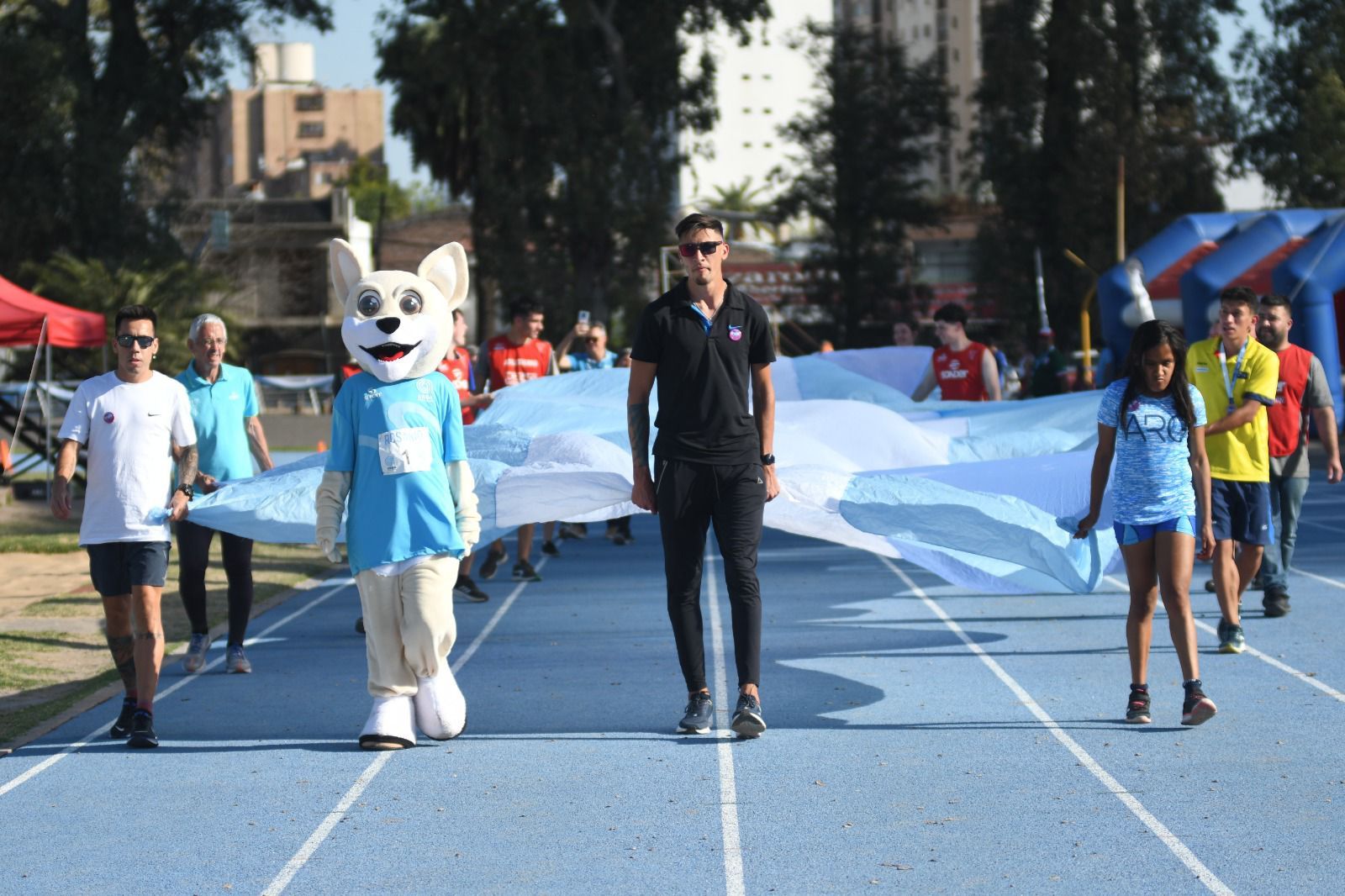 VIBRANTES MOMENTOS VIVIDOS DURANTE EL MEETING ATLETISMO ROSARIO