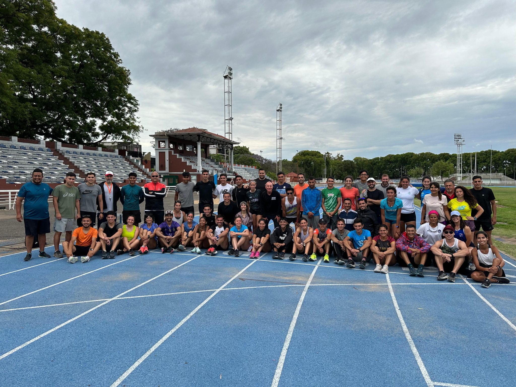 Comenzaron Cursos de Entrenadores Nivel I World Athletics en Rosario